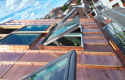 Pose de velux à Senlis (60300) - ERBS Couverture dans l'Oise Pose de velux à Senlis (60300) - ERBS Couverture dans l'Oise
